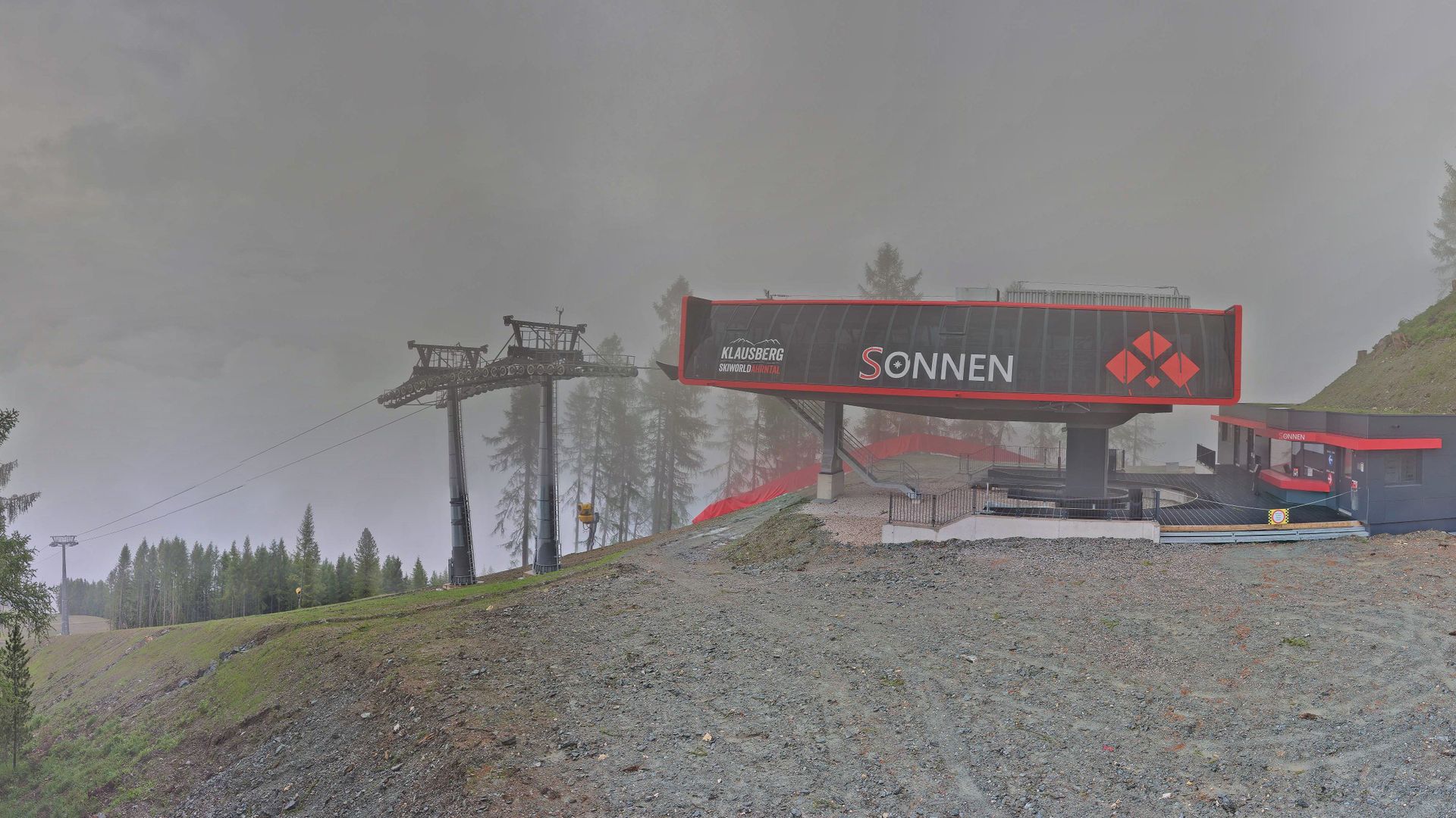 Traffic Cam Ahrntal - Valle Aurina: Klausberg - Kabinenbahn Sonnen