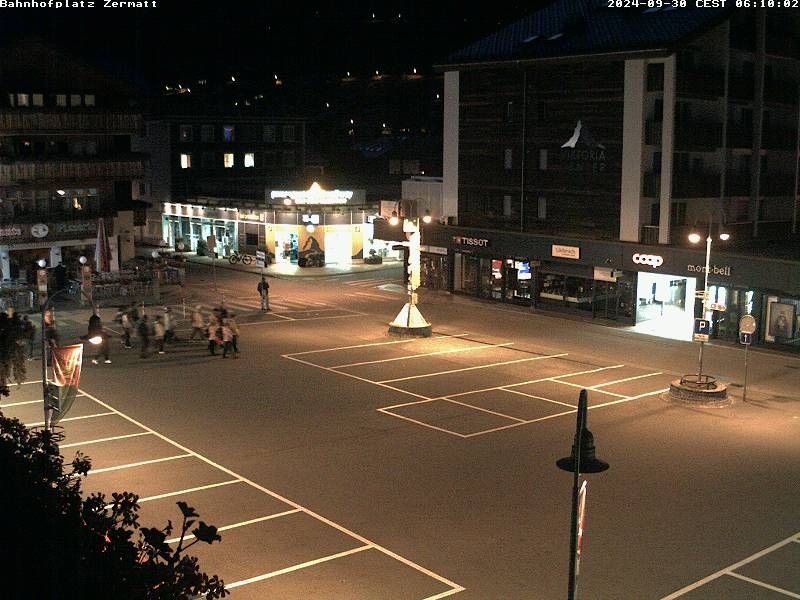 Zermatt: Bahnhofplatz