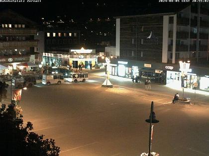 Zermatt: Bahnhofplatz