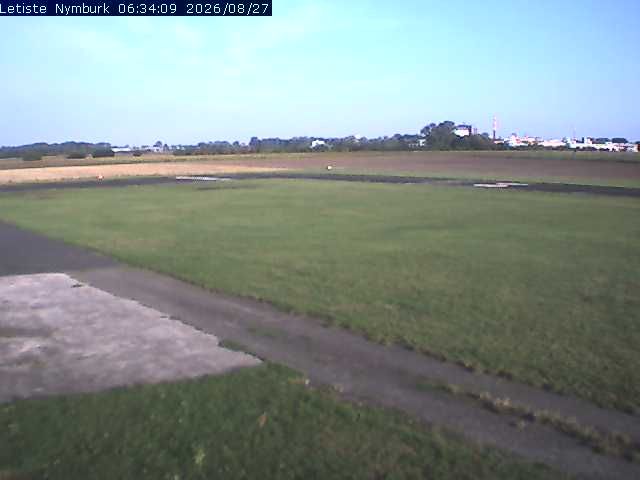 Traffic Cam Nymburk › North-West: airport