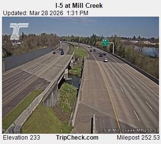 Traffic Cam Keizer: I-5 at Mill Creek