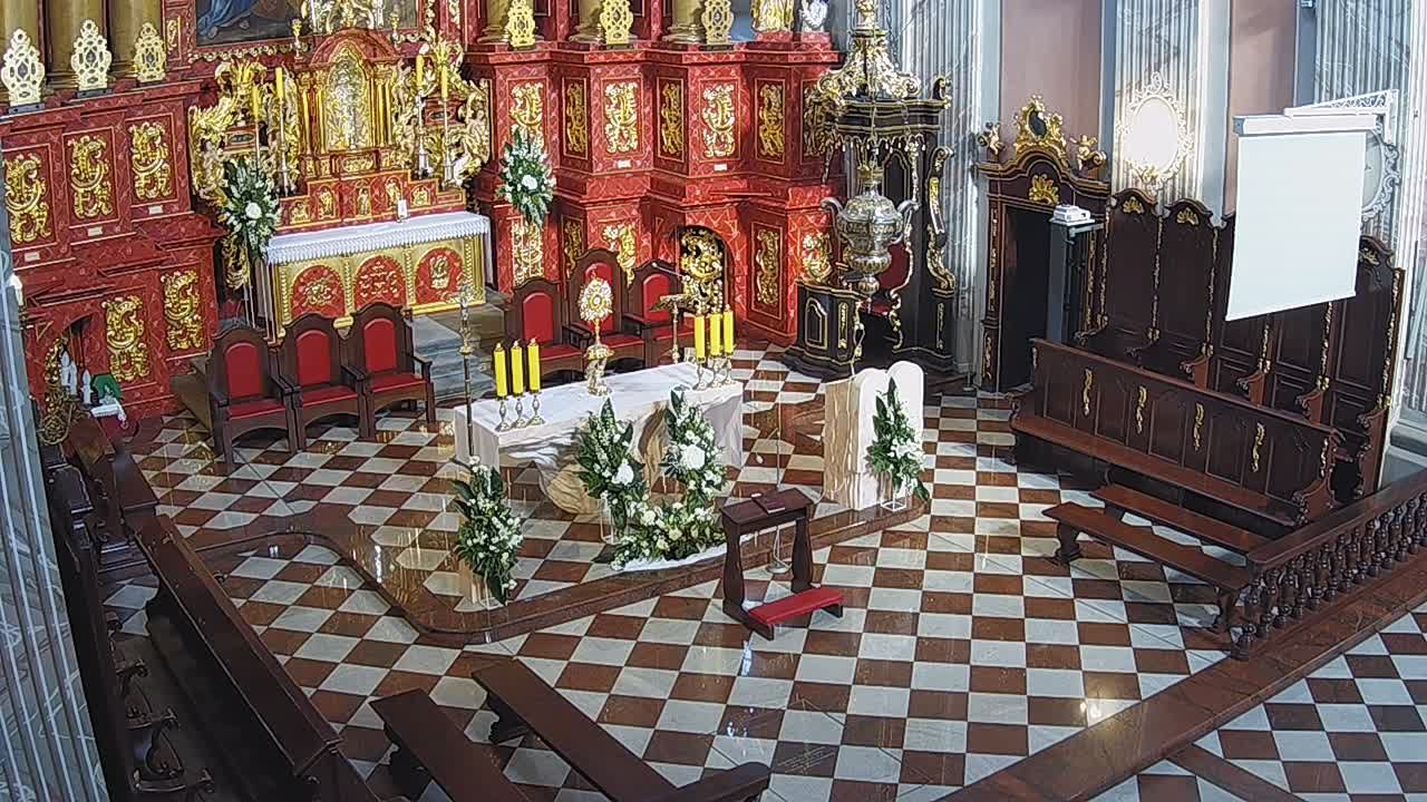 Traffic Cam Brzozow: Rzeczpospolita - Church