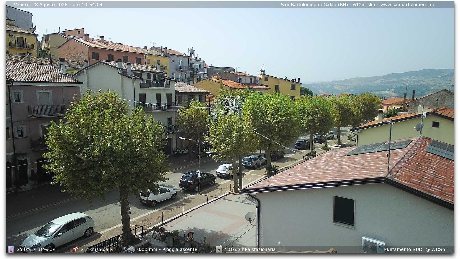 Traffic Cam San Bartolomeo in Galdo: Villa Comunale