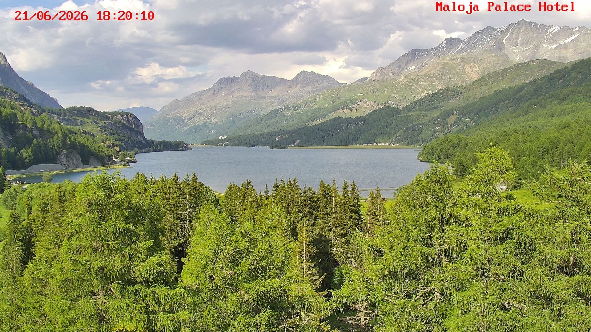 Traffic Cam Bregaglia: Lake Sils - Engadin St. Moritz