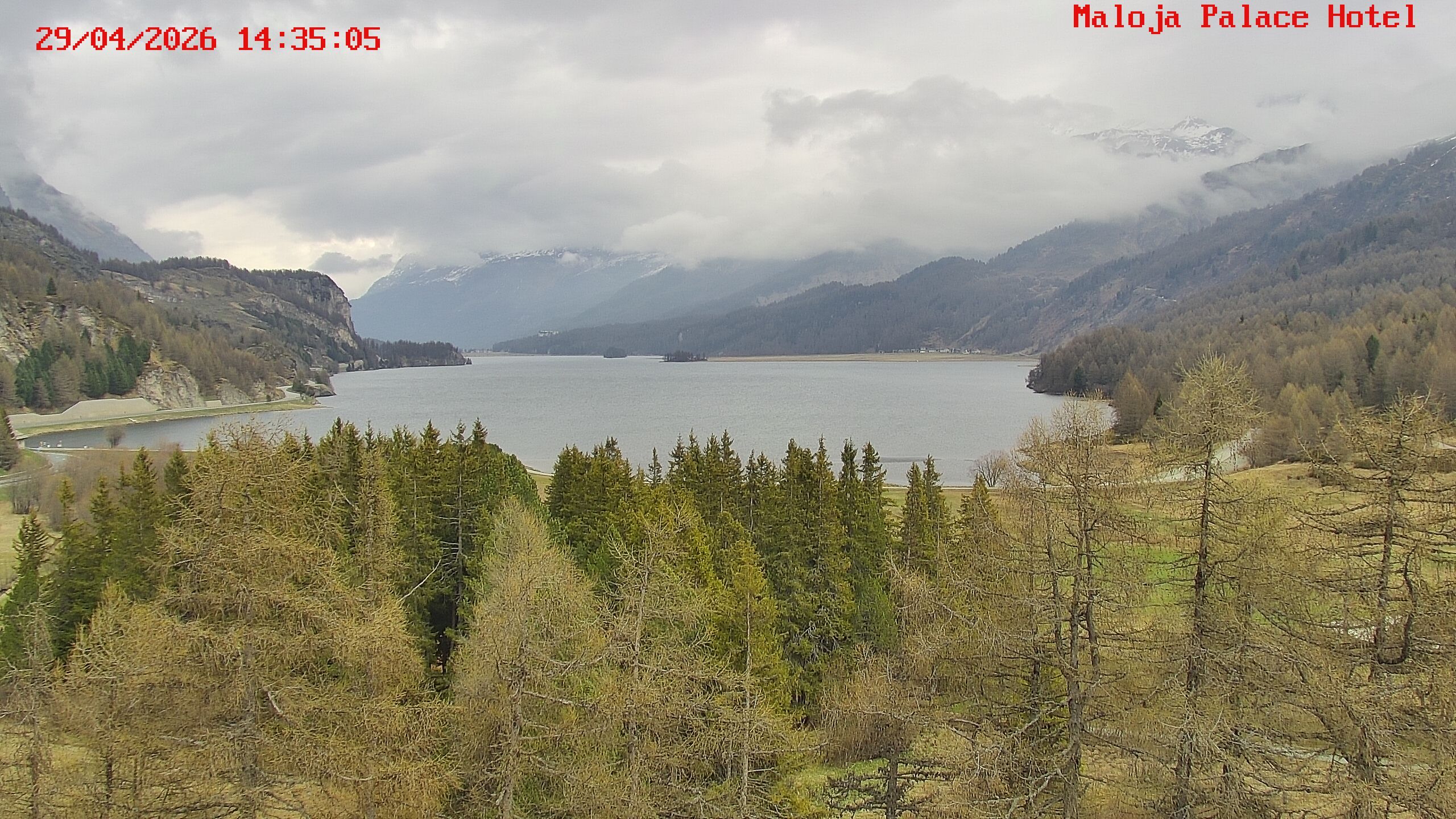 Bregaglia: Lake Sils - Engadin St. Moritz