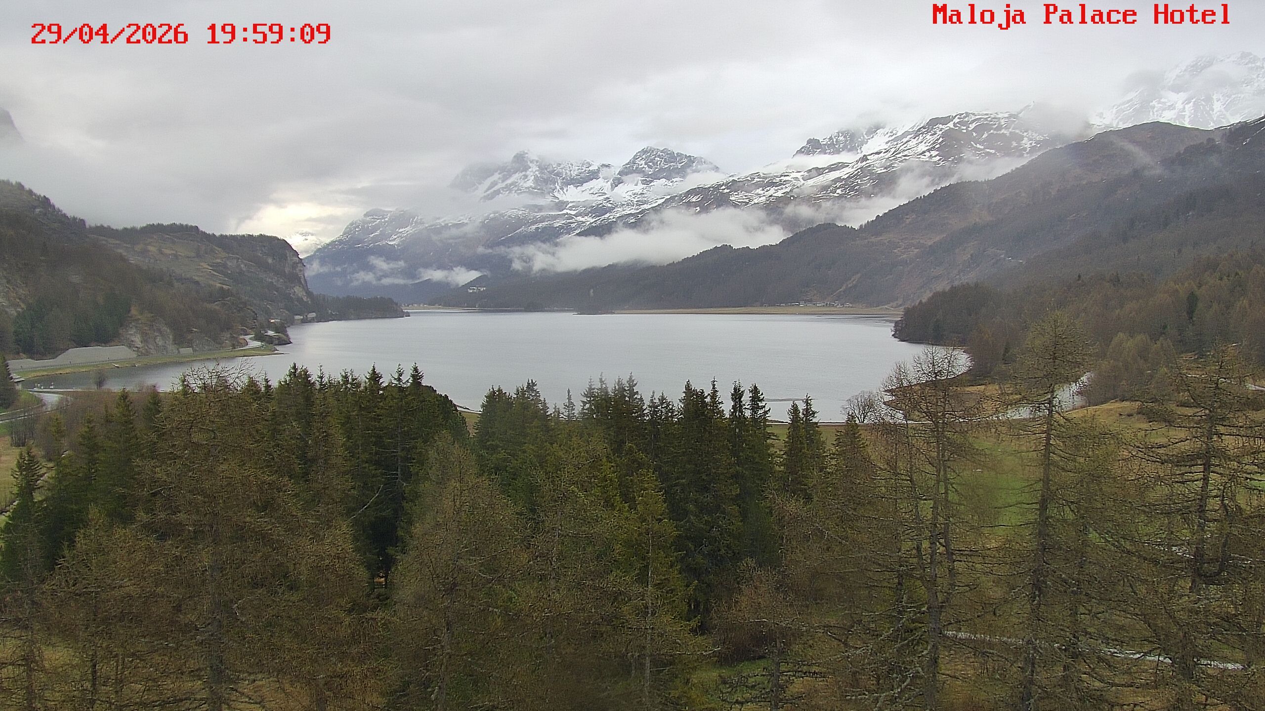 Bregaglia: Lake Sils - Engadin St. Moritz