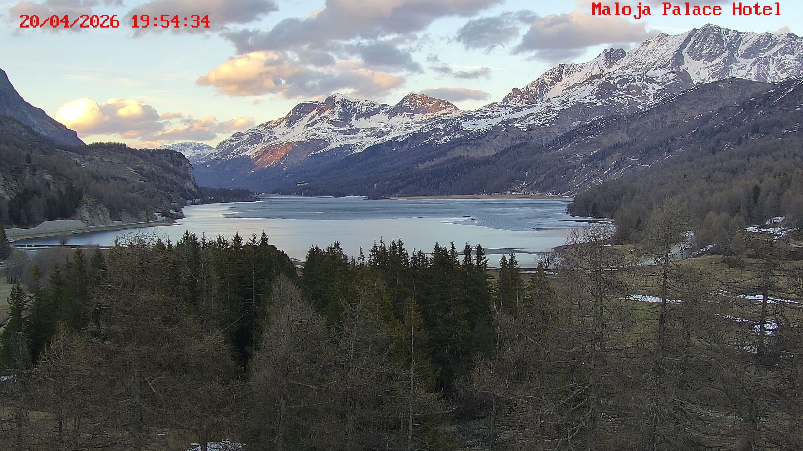 Bregaglia: Lake Sils - Engadin St. Moritz