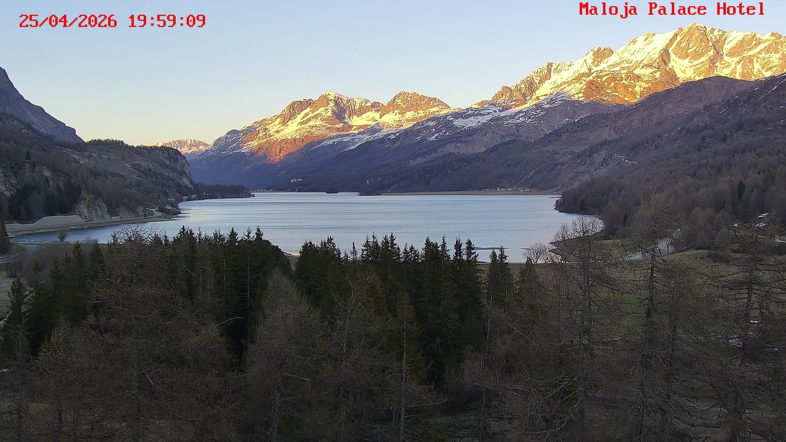 Bregaglia: Lake Sils - Engadin St. Moritz