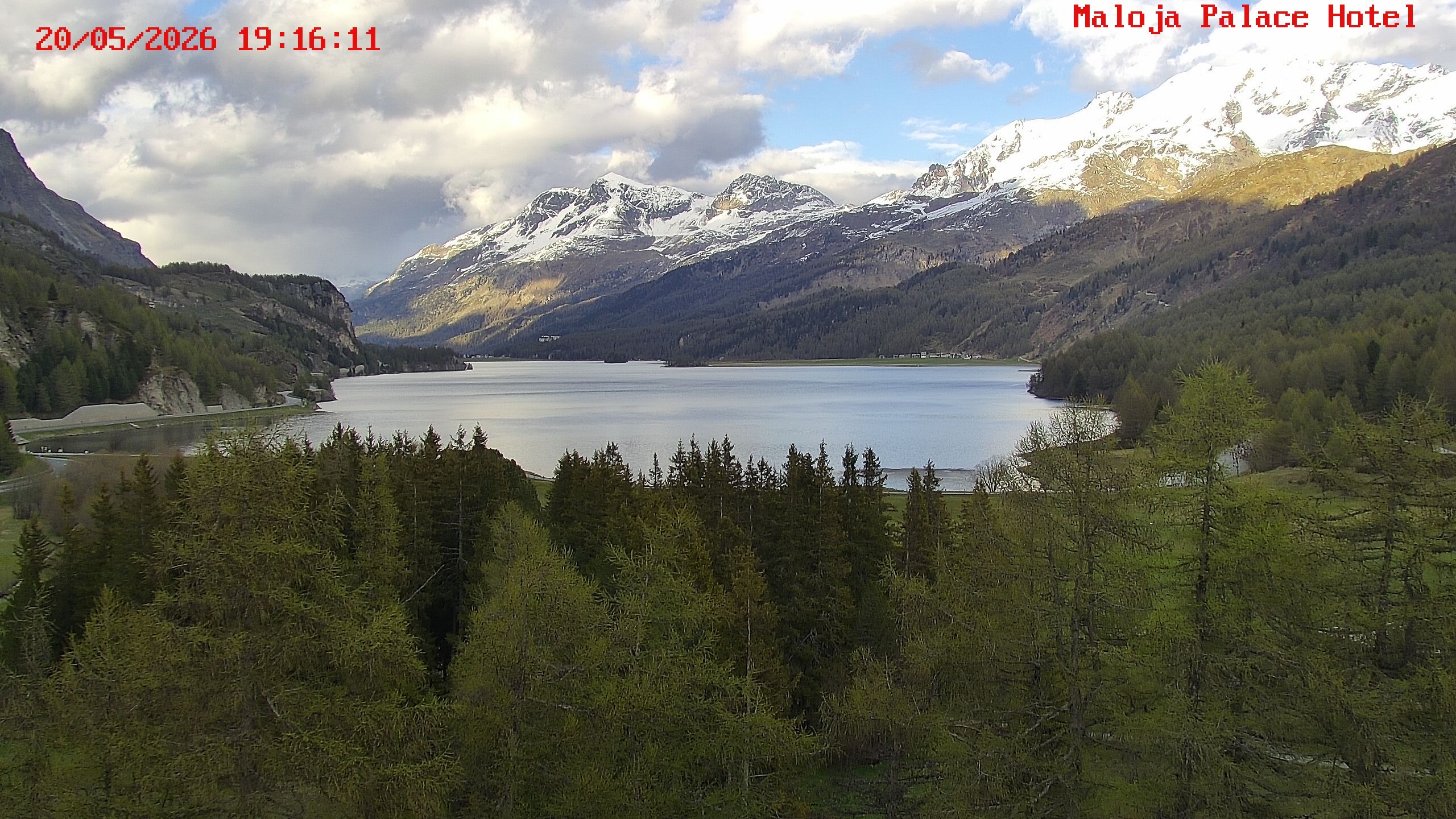 Bregaglia: Lake Sils - Engadin St. Moritz