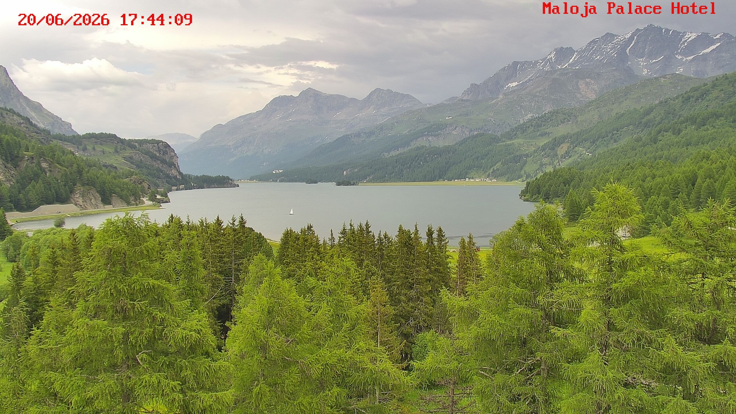 Bregaglia: Lake Sils - Engadin St. Moritz