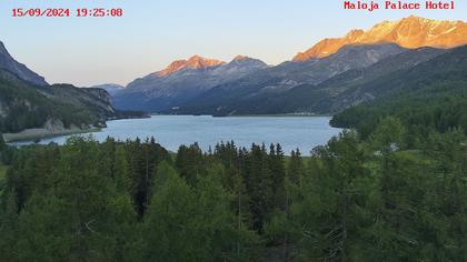 Bregaglia: Lake Sils - Engadin St. Moritz