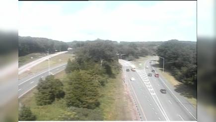 Traffic Cam East Lyme: CAM 194 - I-95 NB Exit 76 - I-395