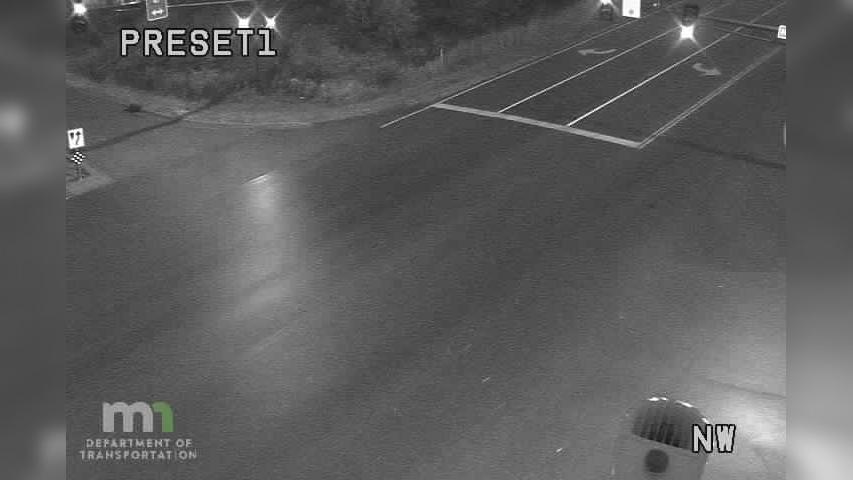 Traffic Cam Chaska: T.H.41 NB @ Hazeltine Blvd EB