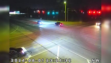 Traffic Cam Fort Wayne: IN 14: sigcam-01-002-164 @ Hadley Rd