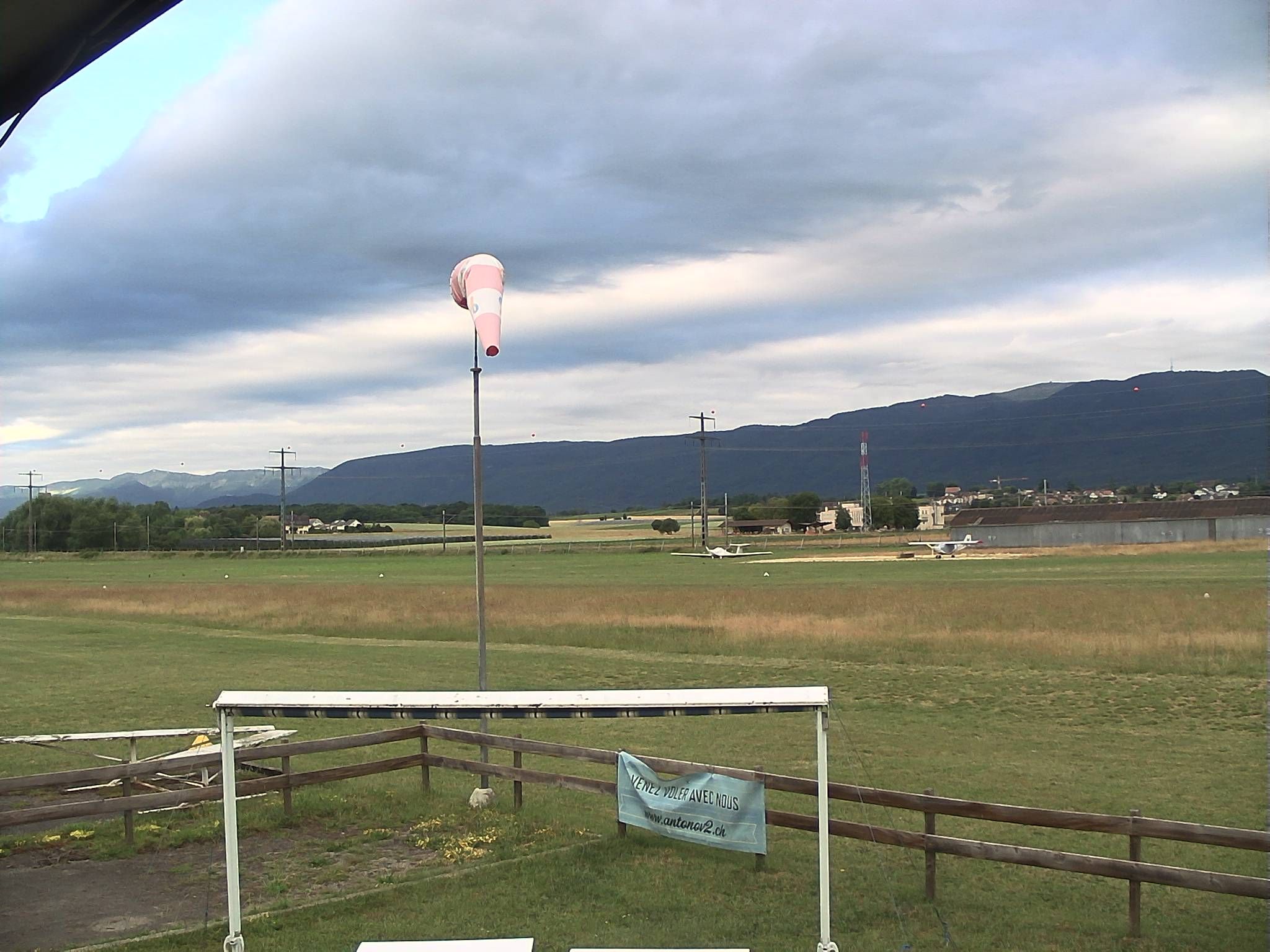 Prangins › Westen: La Côte Airport