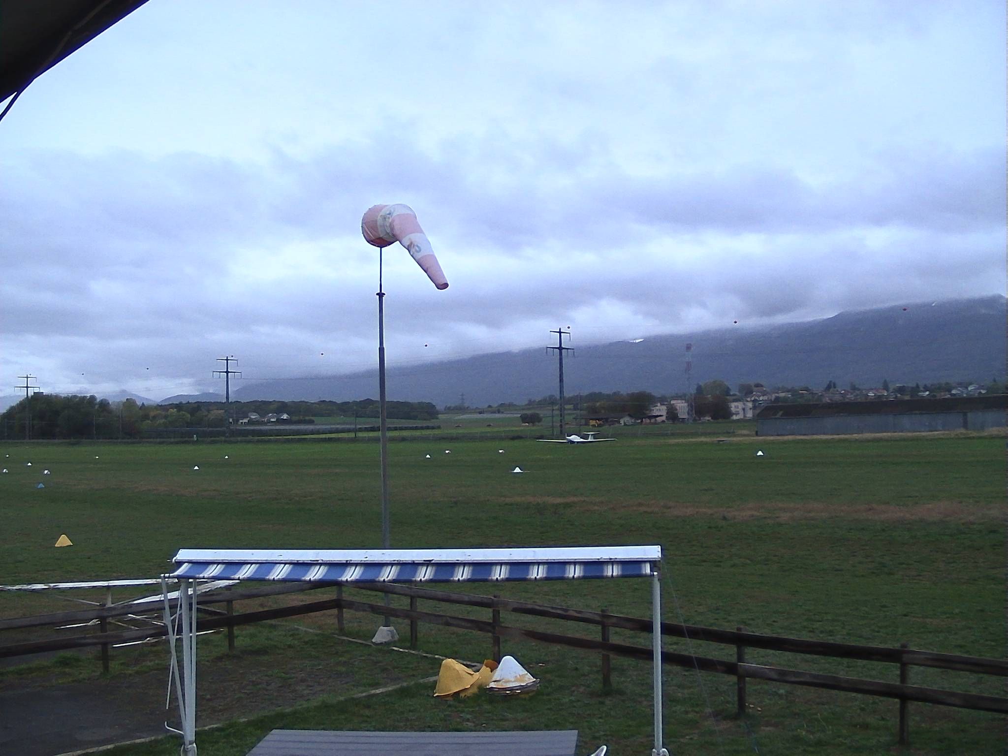 Prangins › Westen: La Côte Airport
