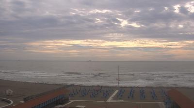 immagine della webcam nei dintorni di Ameglia: webcam Marina Di Carrara