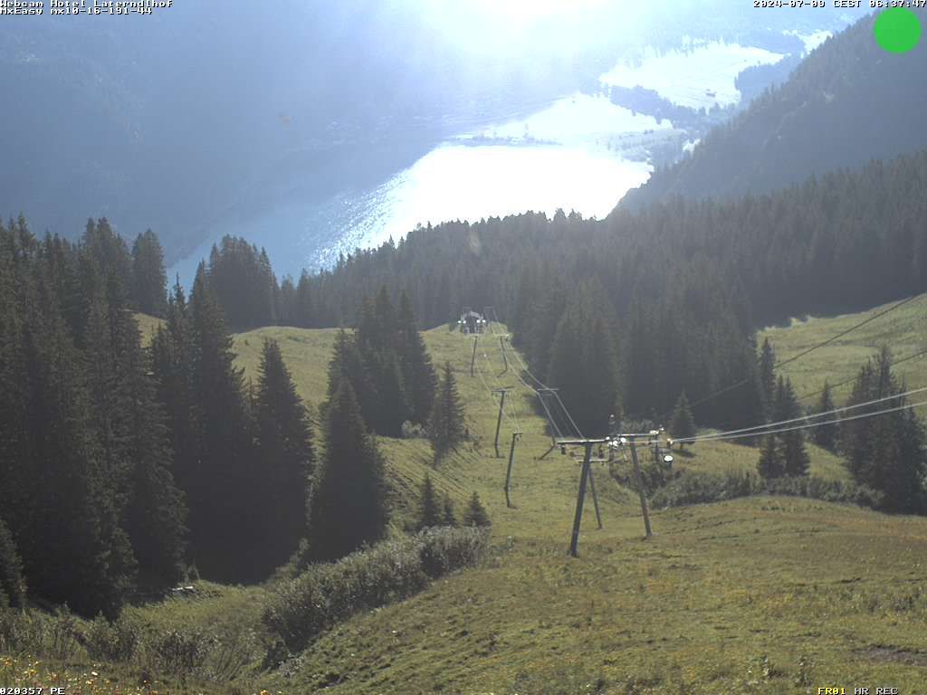 Traffic Cam Gemeinde Tannheim › East: Romantik Resort & Spa Der Laterndl Hof****s