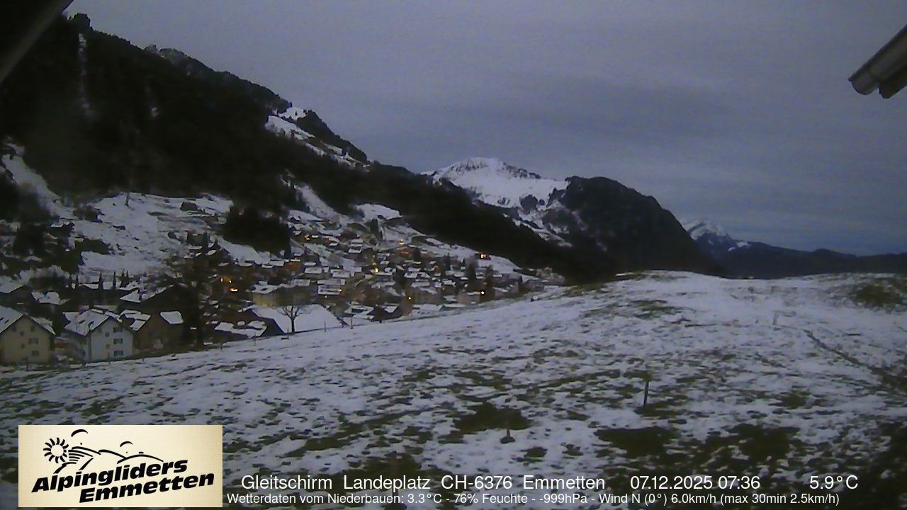 Emmetten › Westen: Luftseilbahn Niederbauen