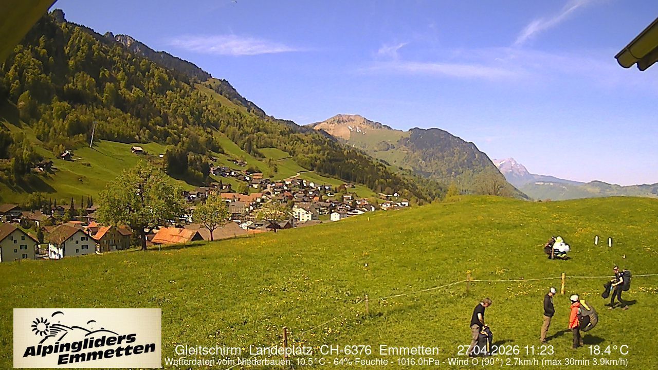 Emmetten › Westen: Luftseilbahn Niederbauen