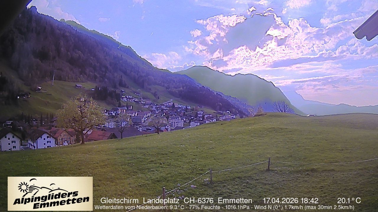 Emmetten › Westen: Luftseilbahn Niederbauen