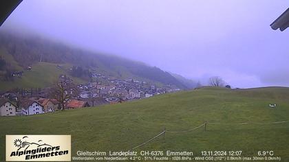 Emmetten › West: Luftseilbahn Niederbauen