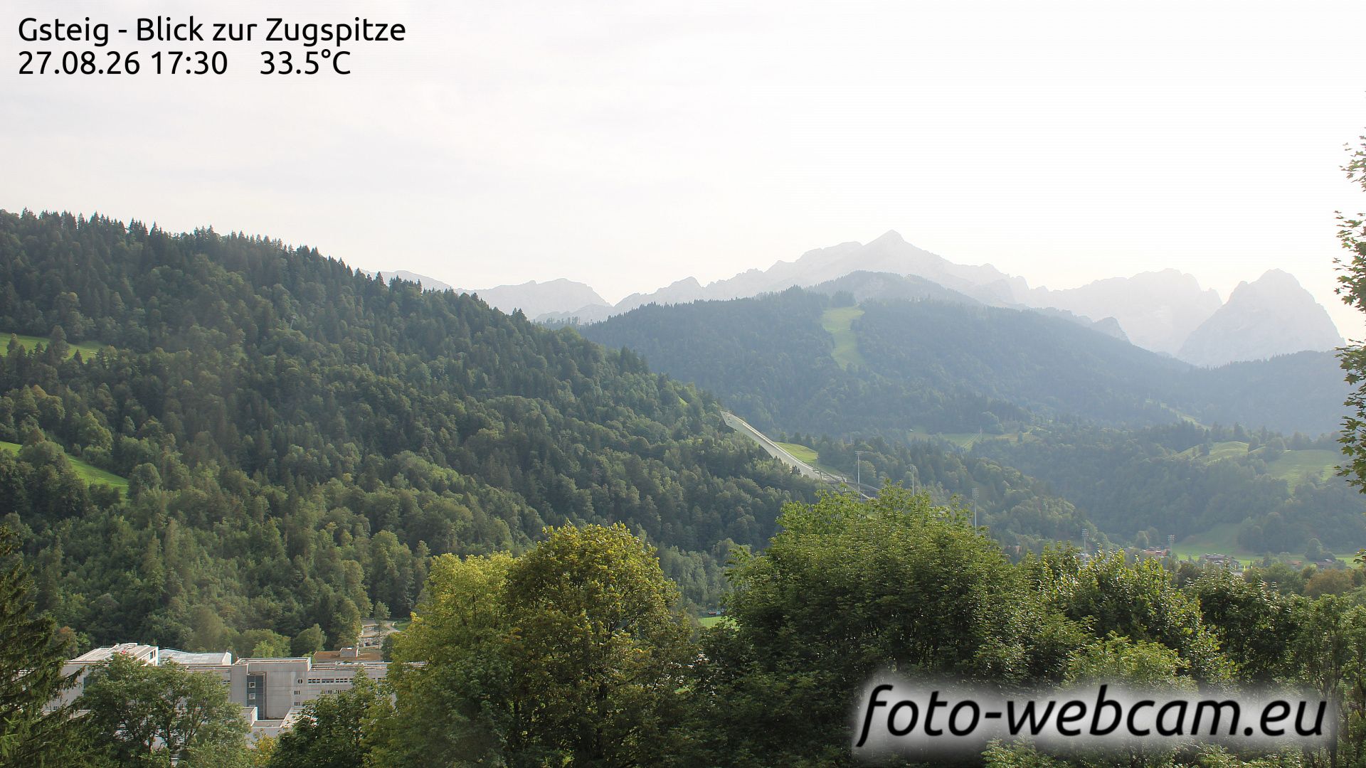 Traffic Cam Partenkirchen: Gsteig - Blick zur Zugspitze