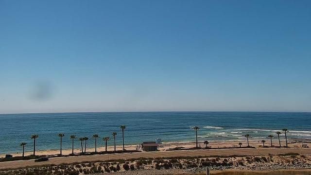 Traffic Cam Encinitas: Cardiff State Beach