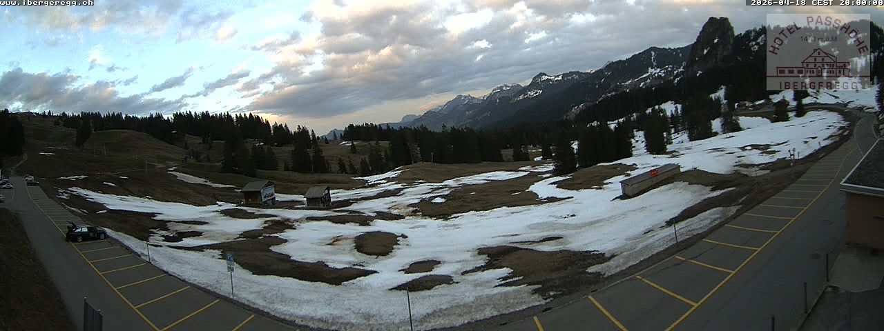 Schwyz: Ibergeregg, Passhöhe - Hotel Passhöhe