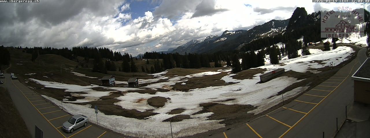 Schwyz: Ibergeregg, Passhöhe - Hotel Passhöhe