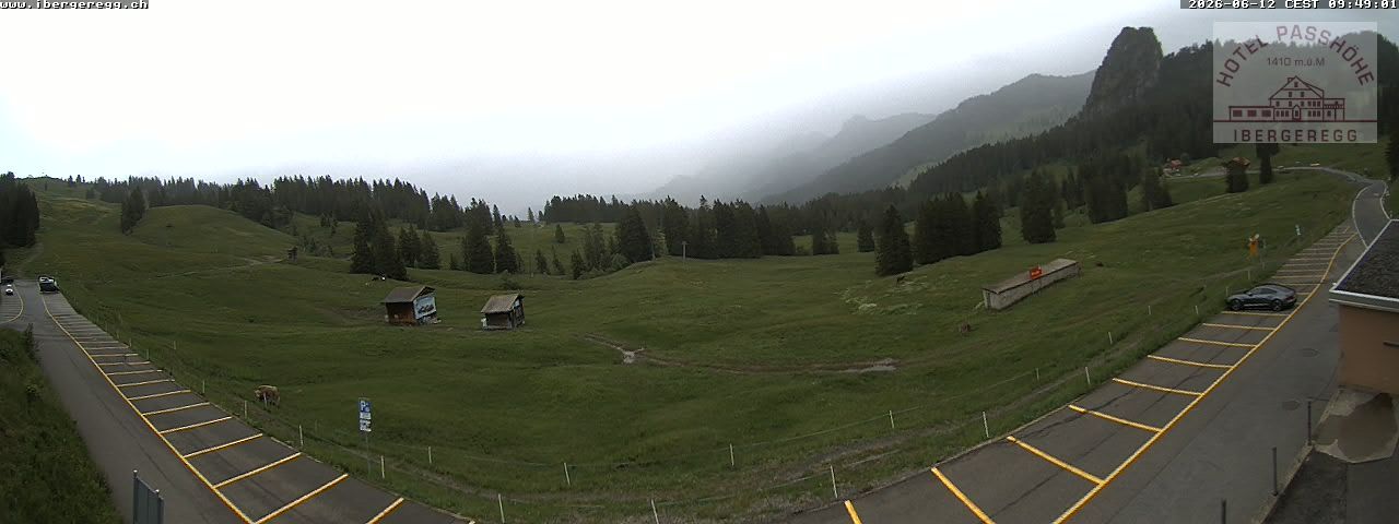 Schwyz: Ibergeregg, Passhöhe - Hotel Passhöhe