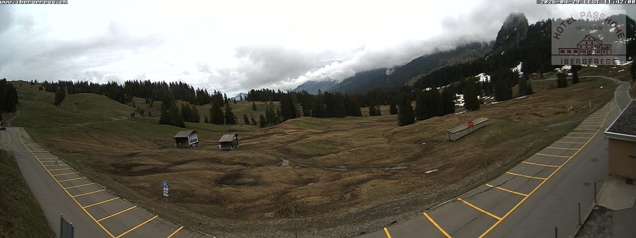Schwyz: Ibergeregg, Passhöhe - Hotel Passhöhe