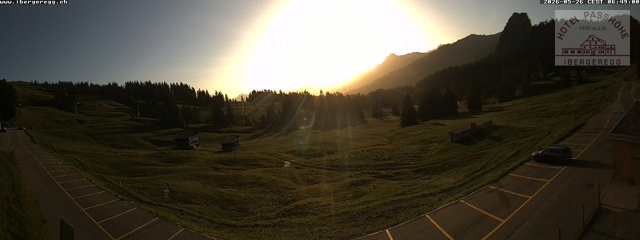Schwyz: Ibergeregg, Passhöhe - Hotel Passhöhe