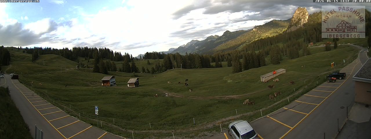 Schwyz: Ibergeregg, Passhöhe - Hotel Passhöhe