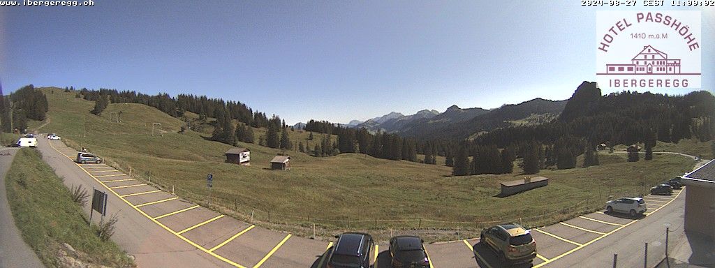 Schwyz: Ibergeregg, Passhöhe - Hotel Passhöhe