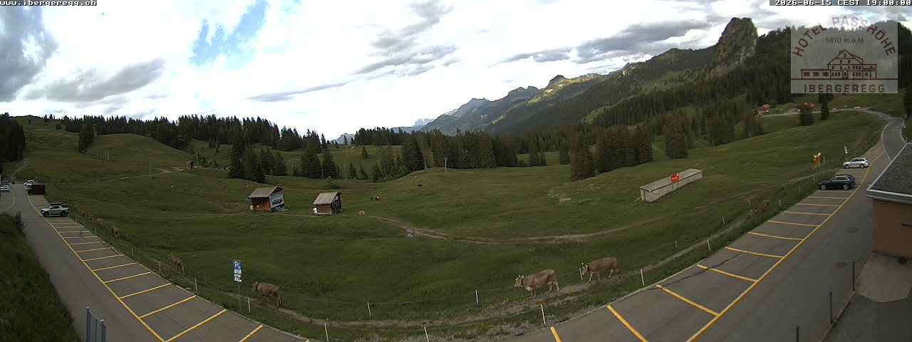 Schwyz: Ibergeregg, Passhöhe - Hotel Passhöhe