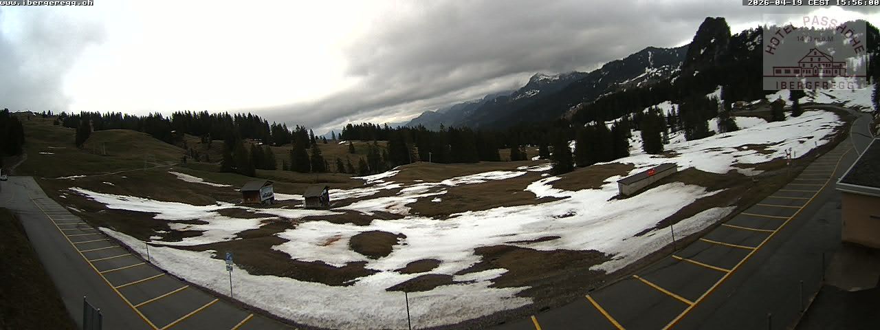 Schwyz: Ibergeregg, Passhöhe - Hotel Passhöhe