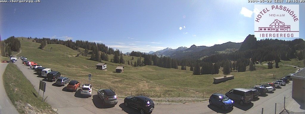 Schwyz: Ibergeregg, Passhöhe - Hotel Passhöhe