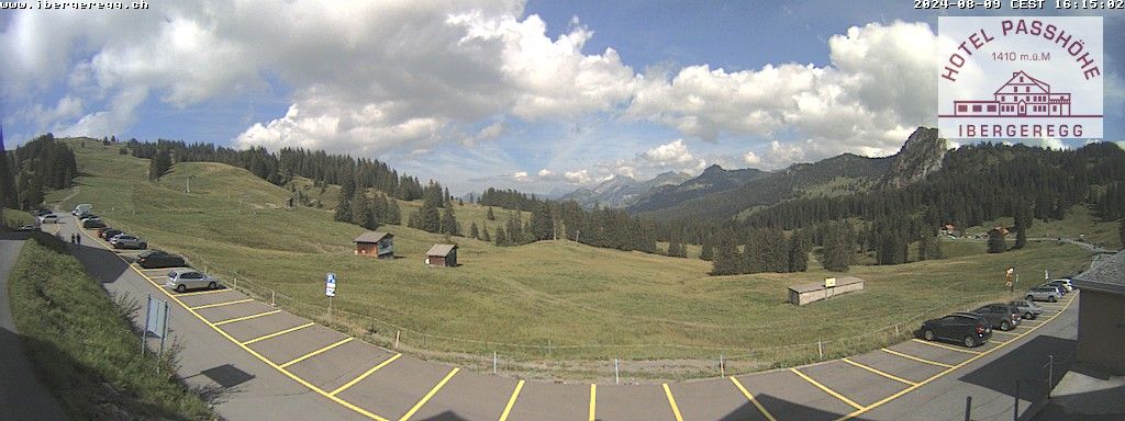 Schwyz: Ibergeregg, Passhöhe - Hotel Passhöhe