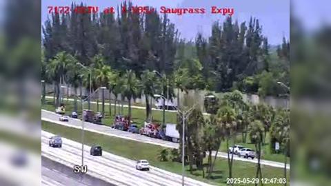 Traffic Cam Sunrise: I-75 at I-595/ Sawgrass Expy