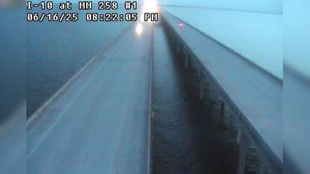 Traffic Cam Eden Isle: I-10 Twin Spans at MM 258