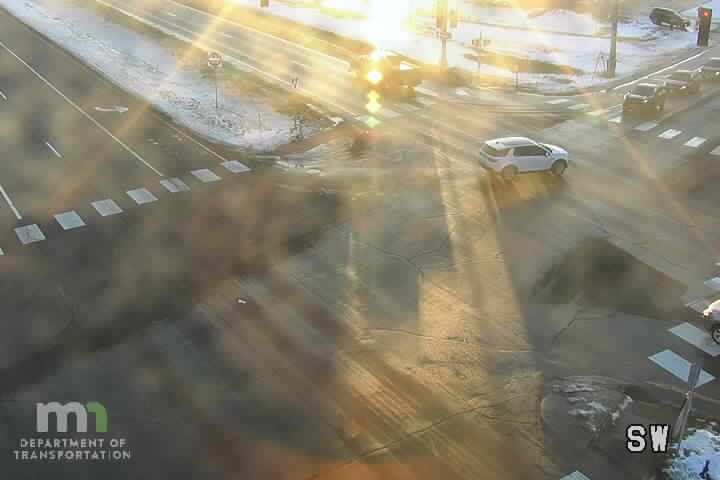 Traffic Cam Cottage Park: T.H.61 NB @ Co Rd F