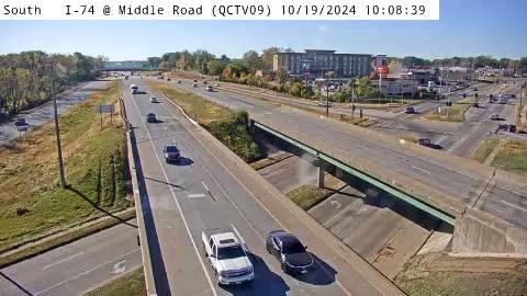 Traffic Cam Timberline Heights: QC - I-74 @ Middle Rd (09)