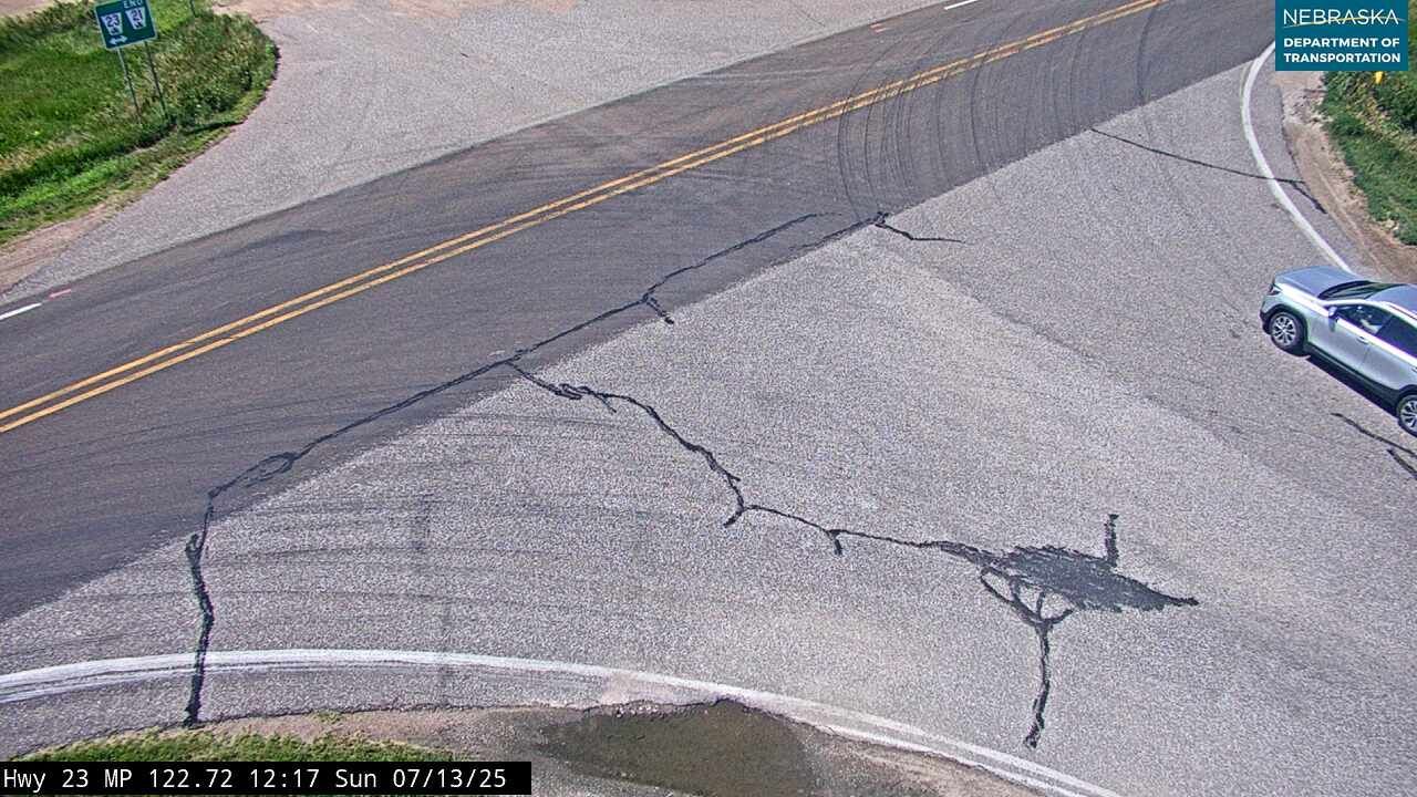 Traffic Cam Eustis: NE - East: Intersection