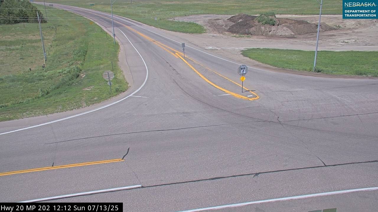 Traffic Cam Thatcher › South: US 20: East Valentne: South