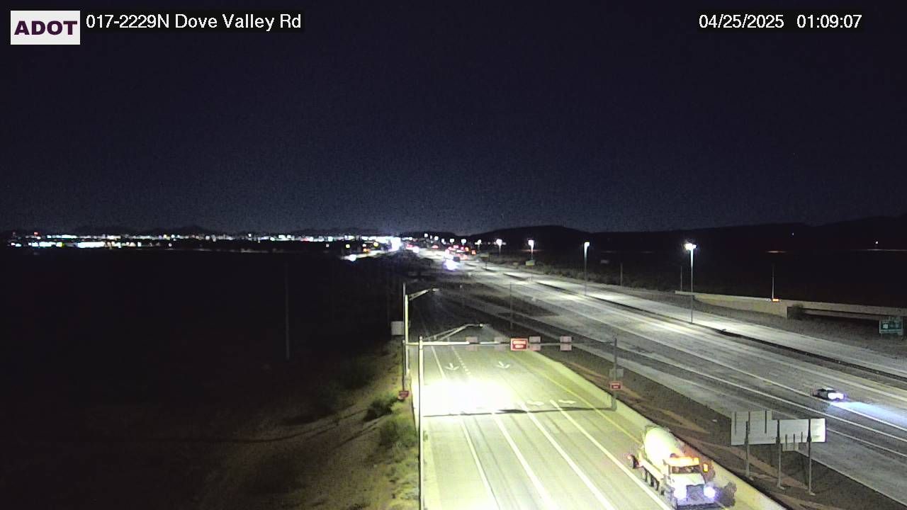Traffic Cam North Gateway › North: I-17 NB 222.90 @Dove Valley Rd