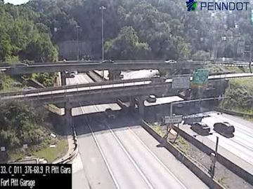Traffic Cam West End: I-376 @ EXIT 69C (NORTH US 19/PA)