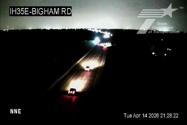 Traffic Cam Nena › North: I-35E @ Bigham Rd