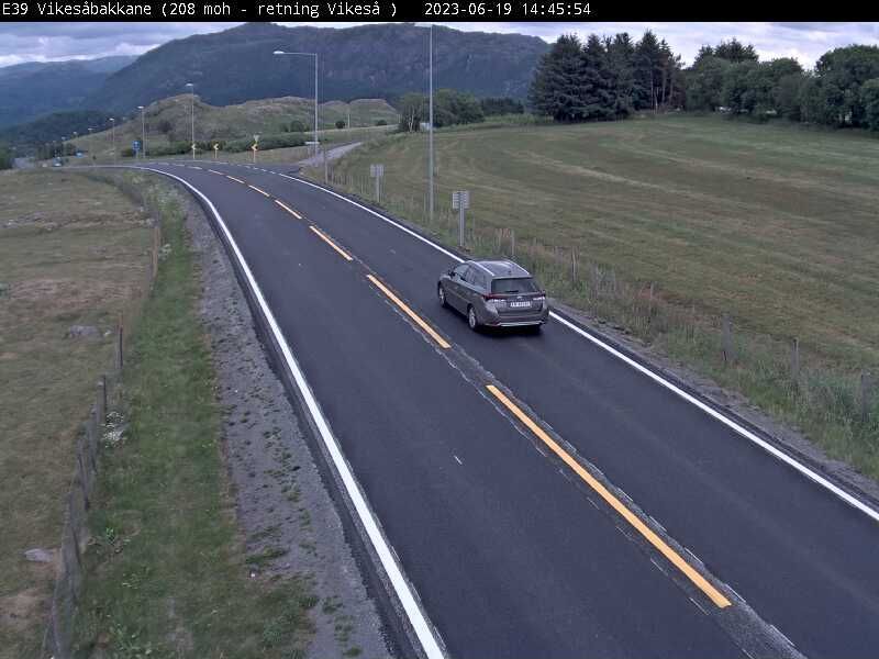 Traffic Cam Vikesa: E39 - bakkane (Vikeså)