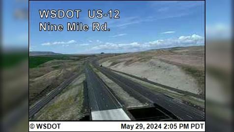 Traffic Cam Touchet: US 12 at MP 317.97: Nine Mile Road
